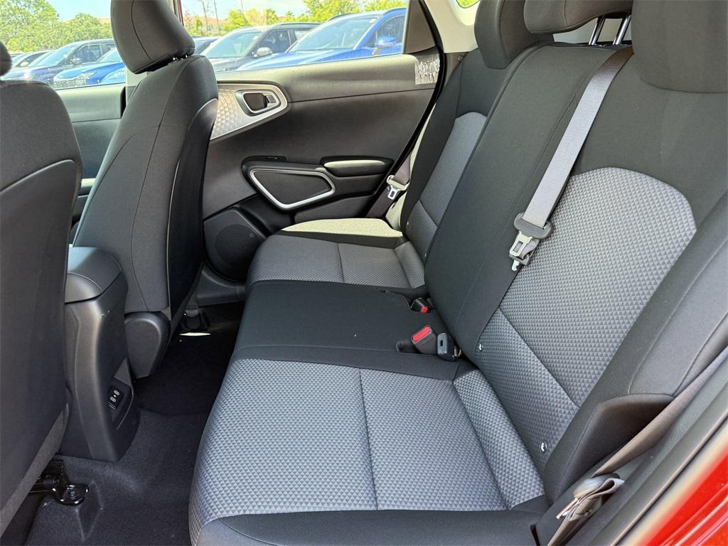 new 2025 Kia Soul car, priced at $21,682