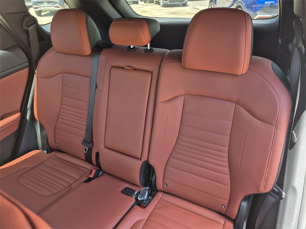 new 2025 Kia Sportage car, priced at $35,405