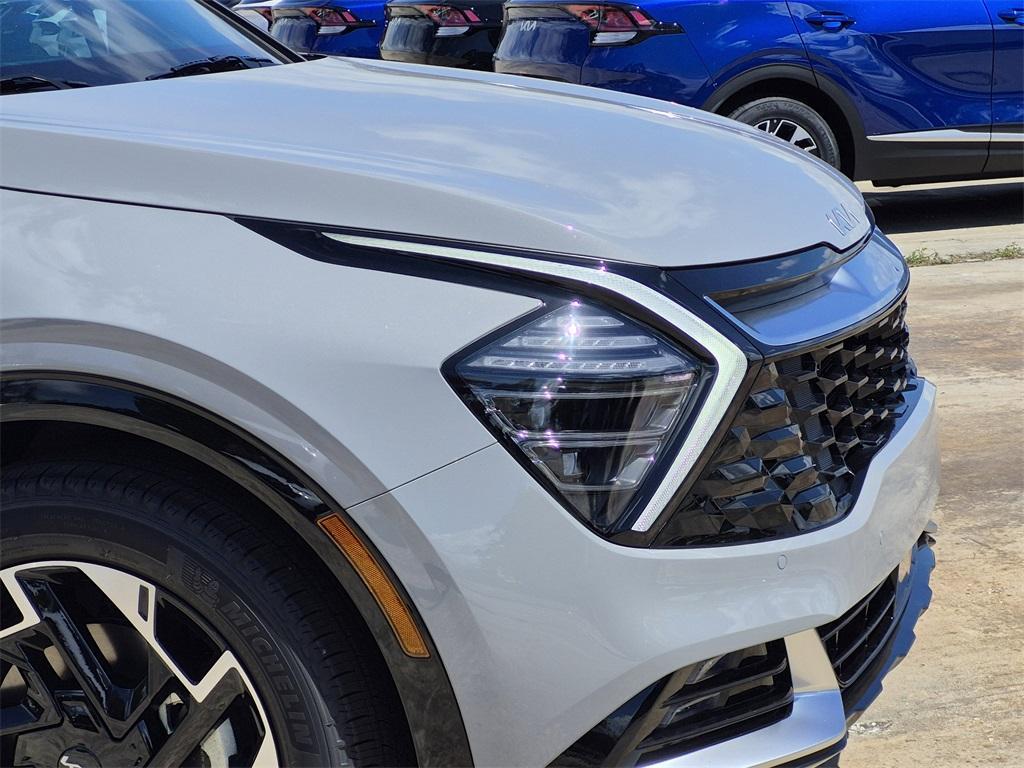 new 2025 Kia Sportage car, priced at $35,405