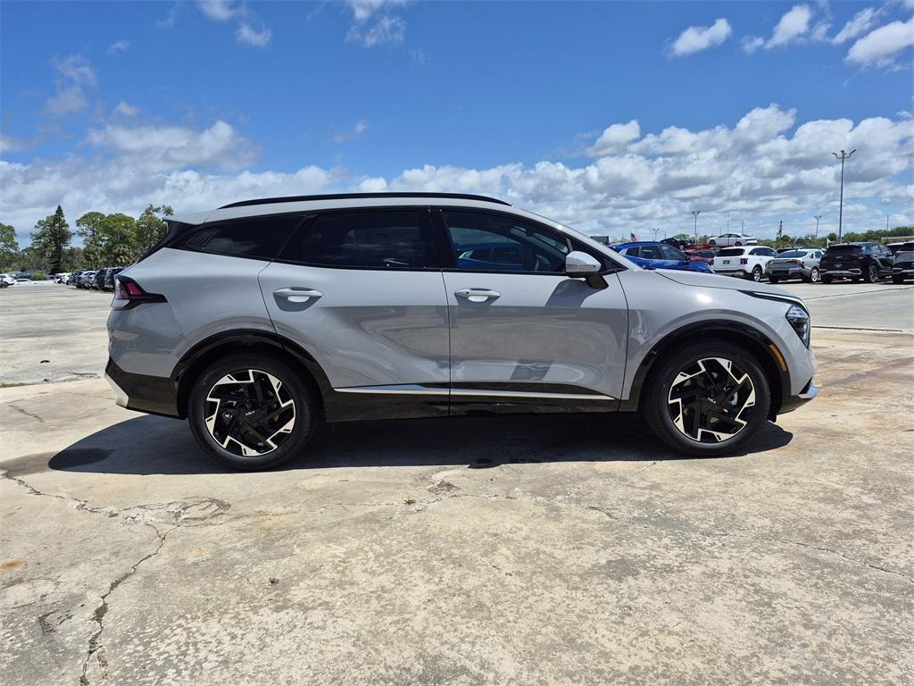 new 2025 Kia Sportage car, priced at $35,405