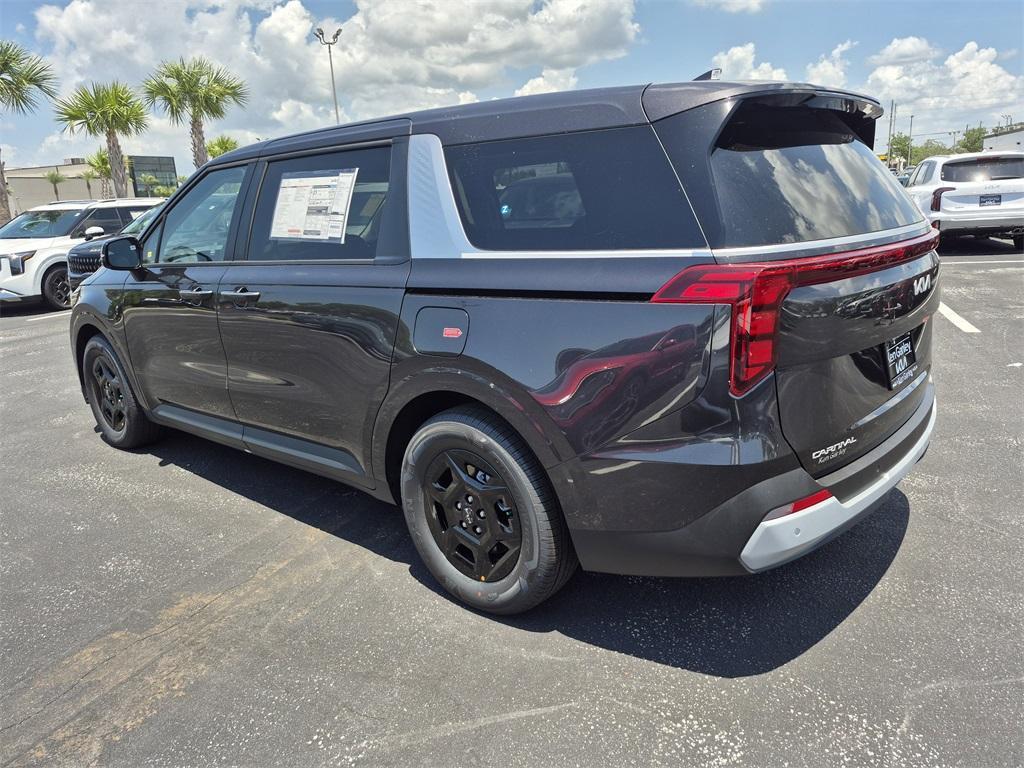 new 2025 Kia Carnival car, priced at $37,579