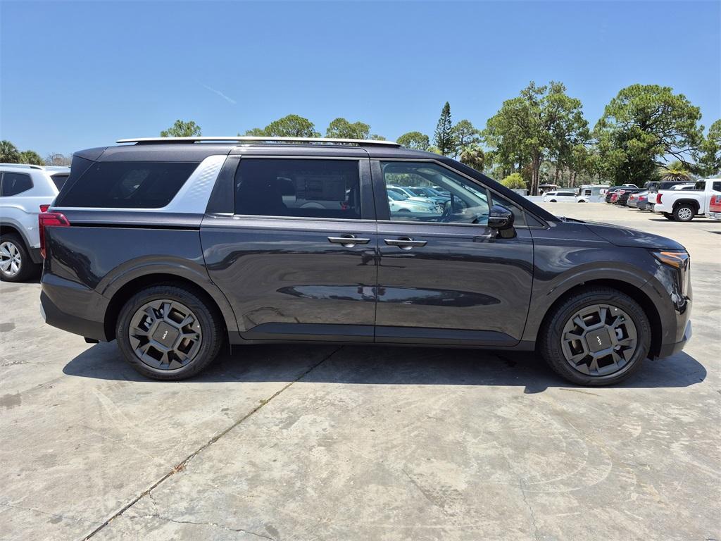new 2025 Kia Carnival Hybrid car, priced at $44,171