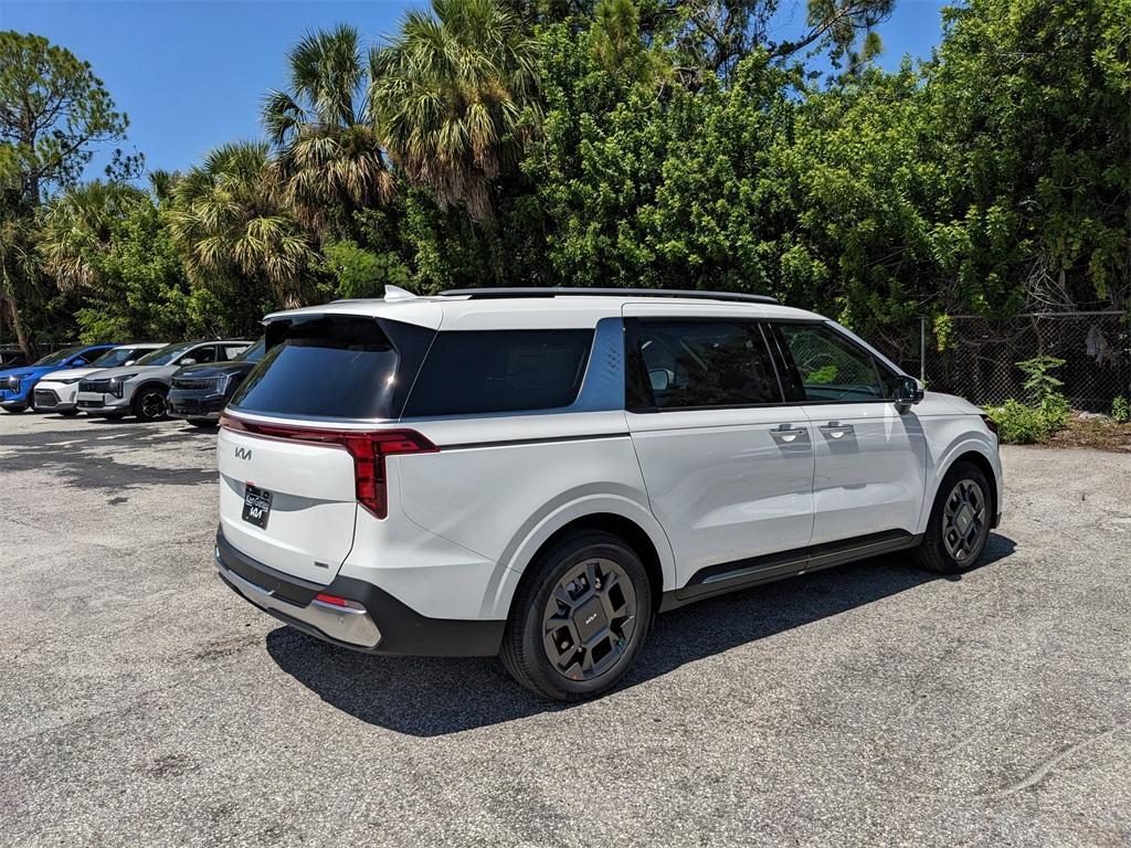 new 2026 Kia Carnival Hybrid car, priced at $48,600