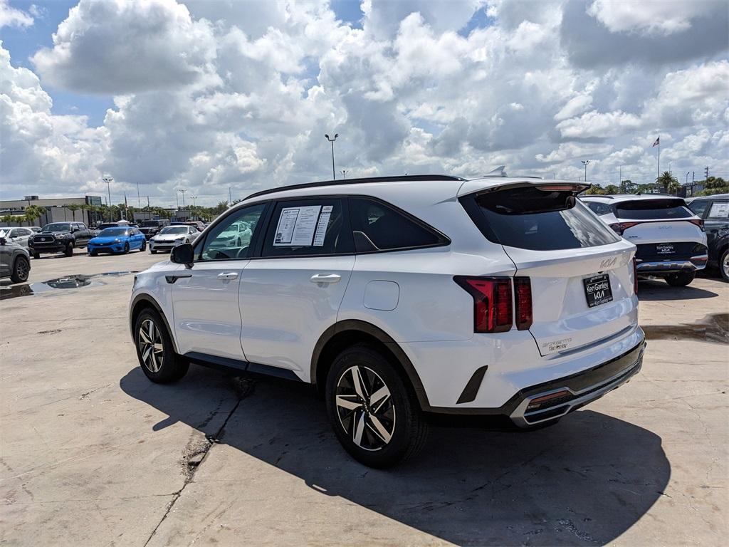 used 2023 Kia Sorento car, priced at $26,541
