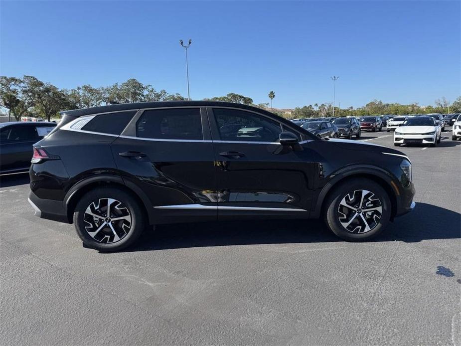 new 2025 Kia Sportage car, priced at $31,215