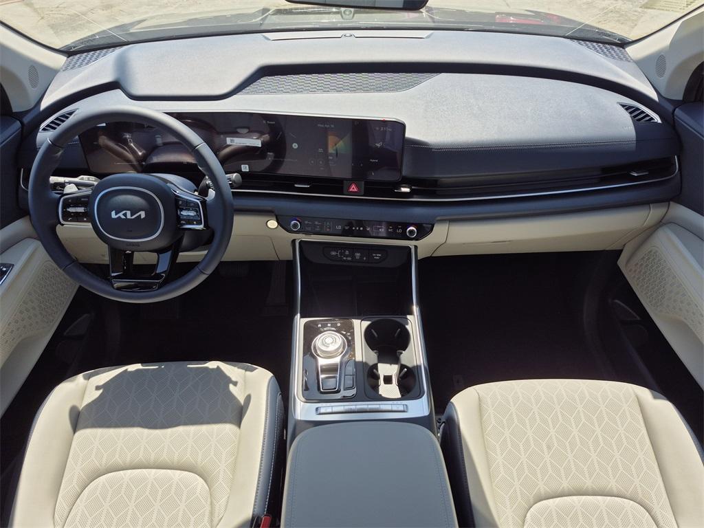 new 2025 Kia Carnival Hybrid car, priced at $43,730
