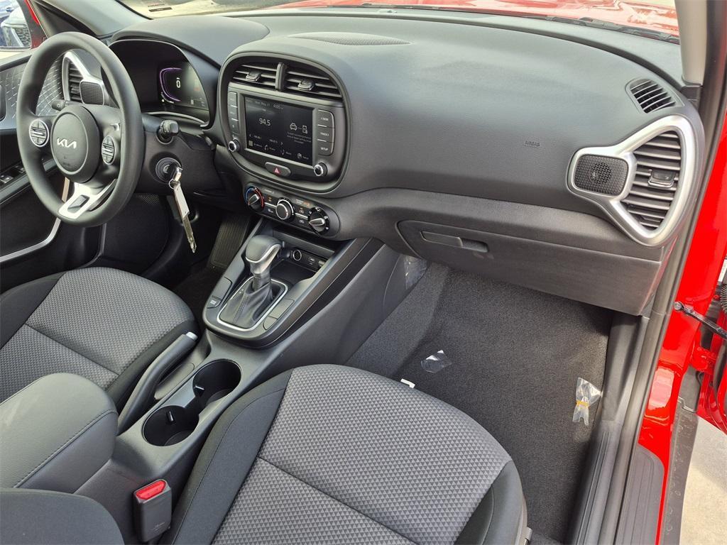 new 2025 Kia Soul car, priced at $22,260