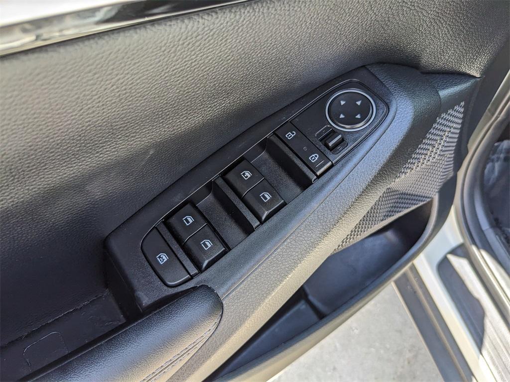 used 2023 Kia Seltos car, priced at $19,991