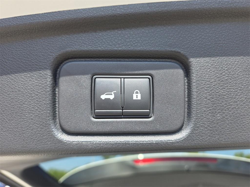 used 2022 Nissan Pathfinder car, priced at $24,992