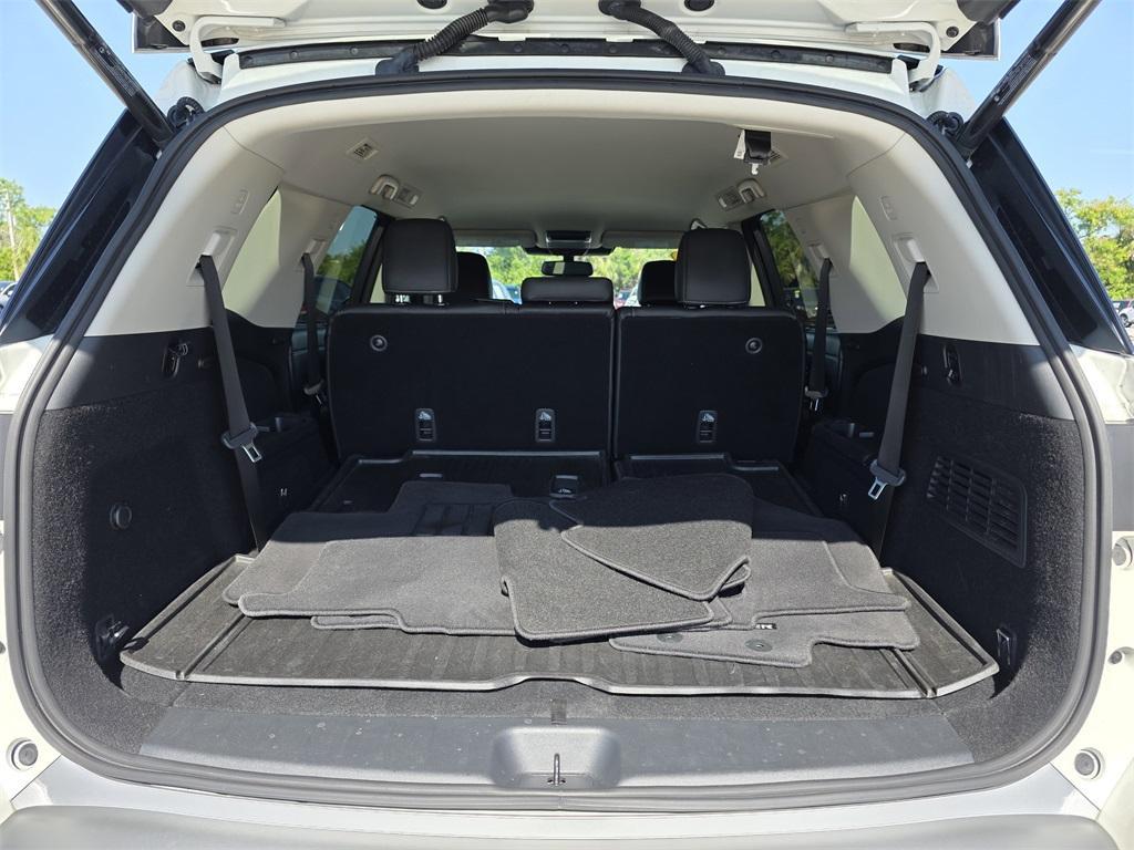 used 2022 Nissan Pathfinder car, priced at $24,992