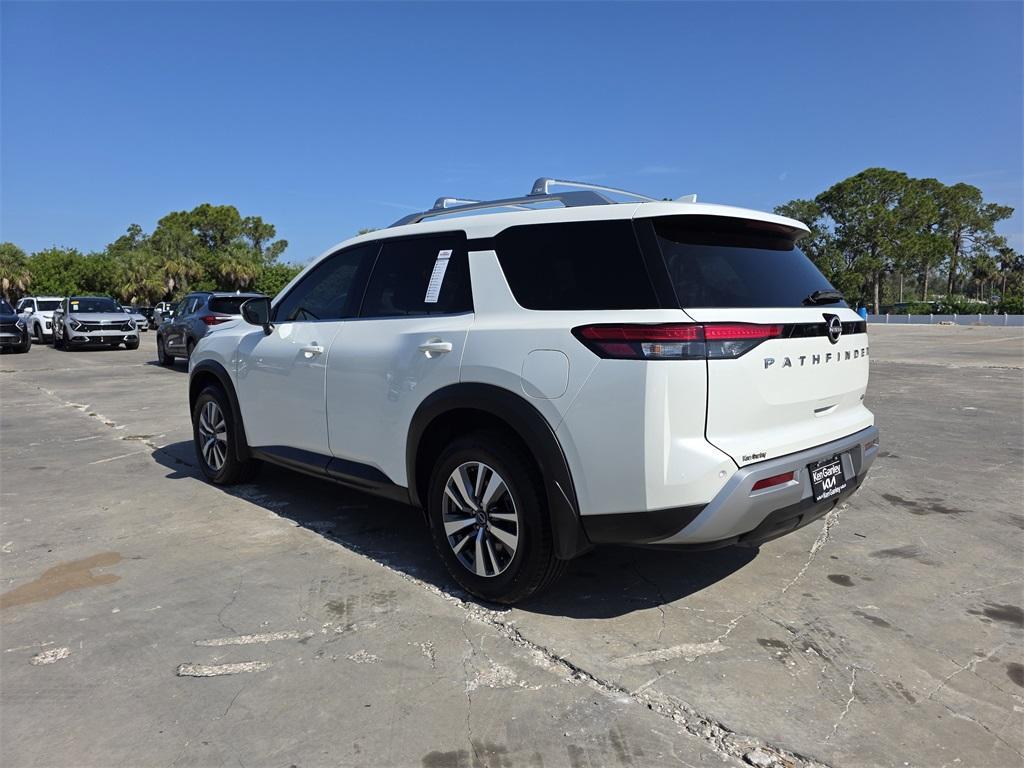 used 2022 Nissan Pathfinder car, priced at $24,992