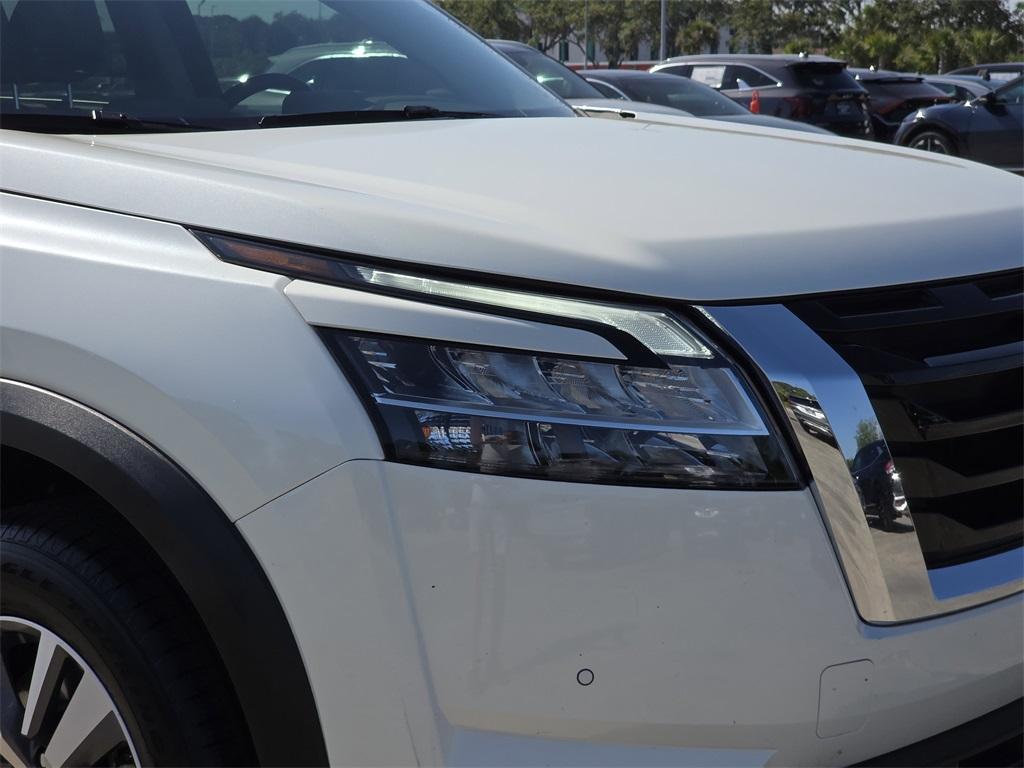 used 2022 Nissan Pathfinder car, priced at $24,992