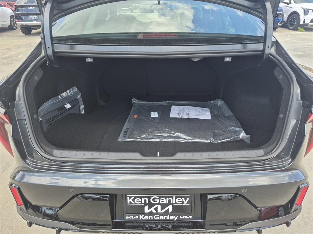 new 2025 Kia K4 car, priced at $30,935