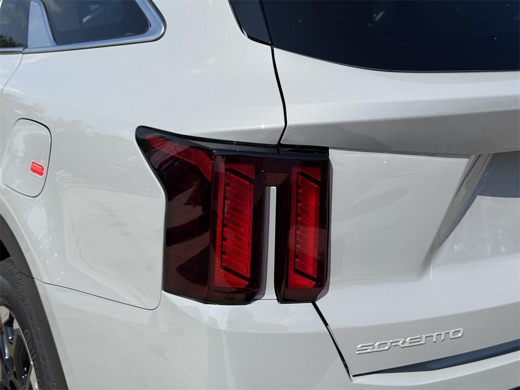 new 2025 Kia Sorento car, priced at $36,355