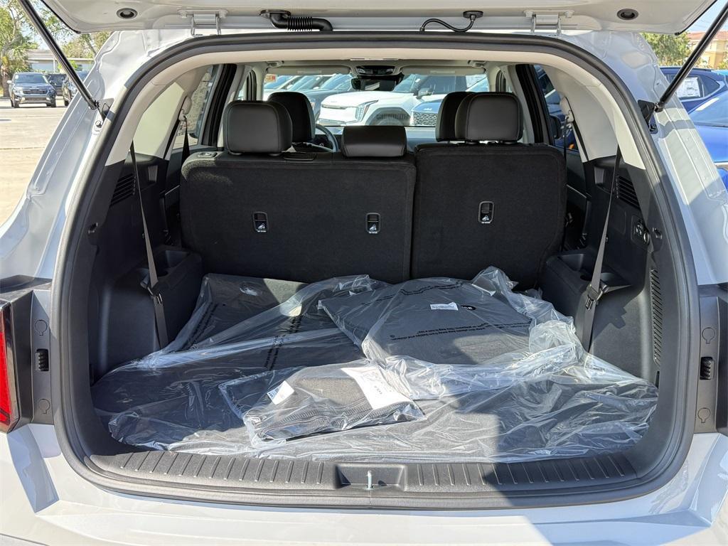 new 2025 Kia Sorento car, priced at $36,355