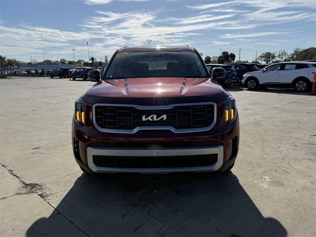 used 2024 Kia Telluride car, priced at $35,402