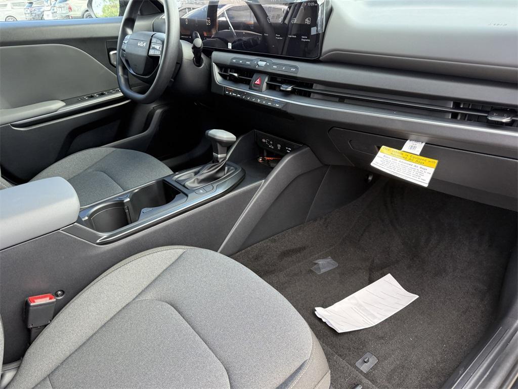 new 2025 Kia K4 car, priced at $20,437