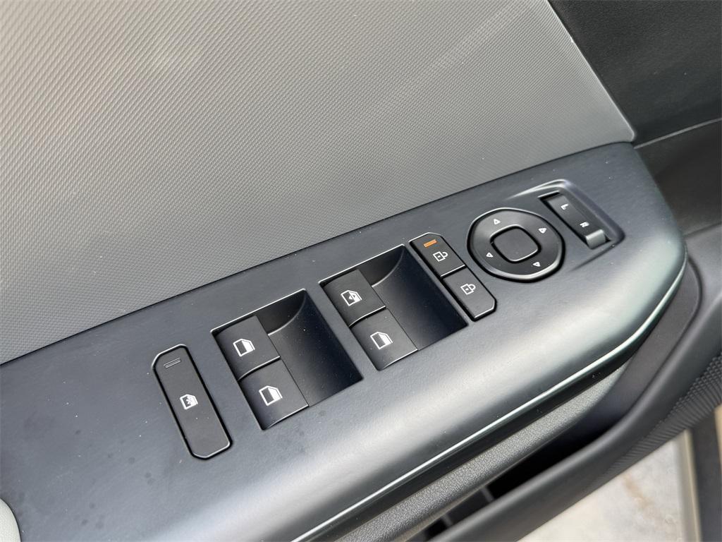 new 2025 Kia K4 car, priced at $20,437
