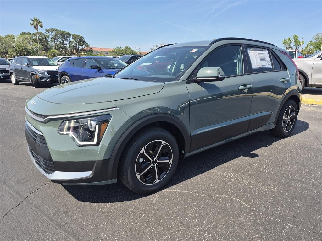 new 2025 Kia Niro car, priced at $30,880