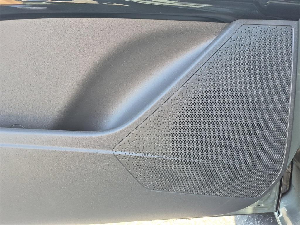 new 2025 Kia Niro car, priced at $30,880