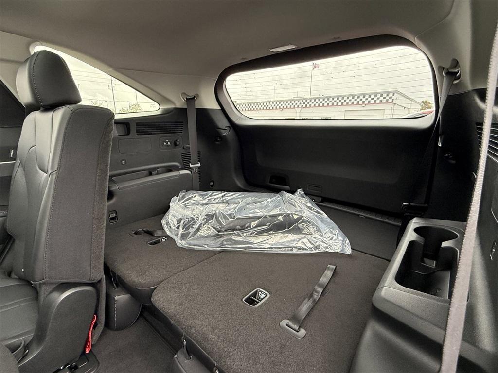 new 2025 Kia Sorento car, priced at $36,325