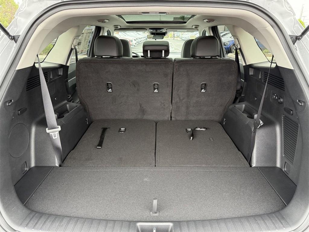 new 2025 Kia Sorento car, priced at $36,325