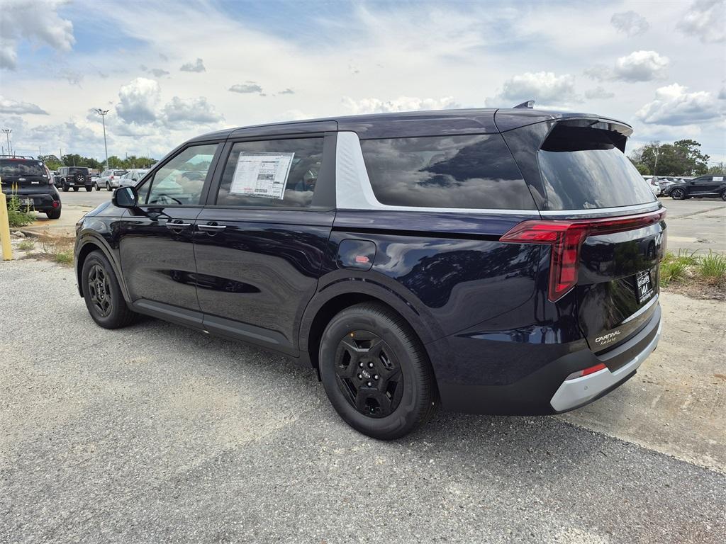 new 2025 Kia Carnival car, priced at $40,500