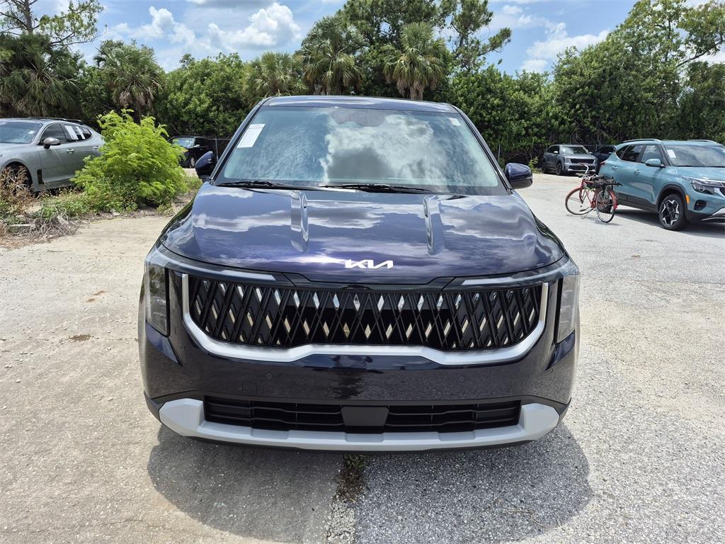 new 2025 Kia Carnival car, priced at $40,500