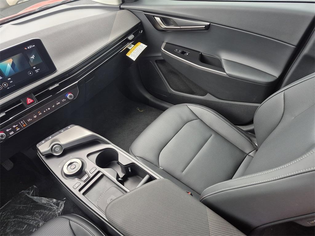 new 2025 Kia EV6 car, priced at $49,475