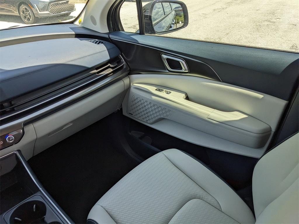 new 2026 Kia Carnival car, priced at $49,900