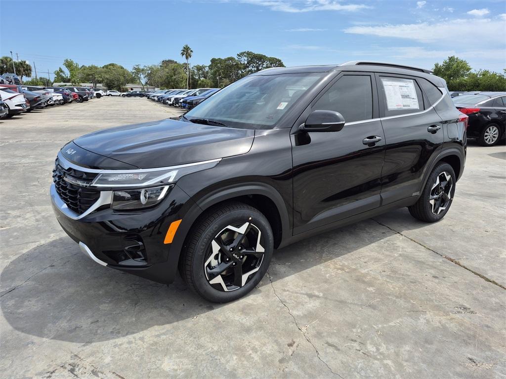 new 2025 Kia Seltos car, priced at $30,355