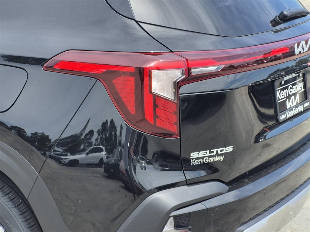 new 2025 Kia Seltos car, priced at $30,355