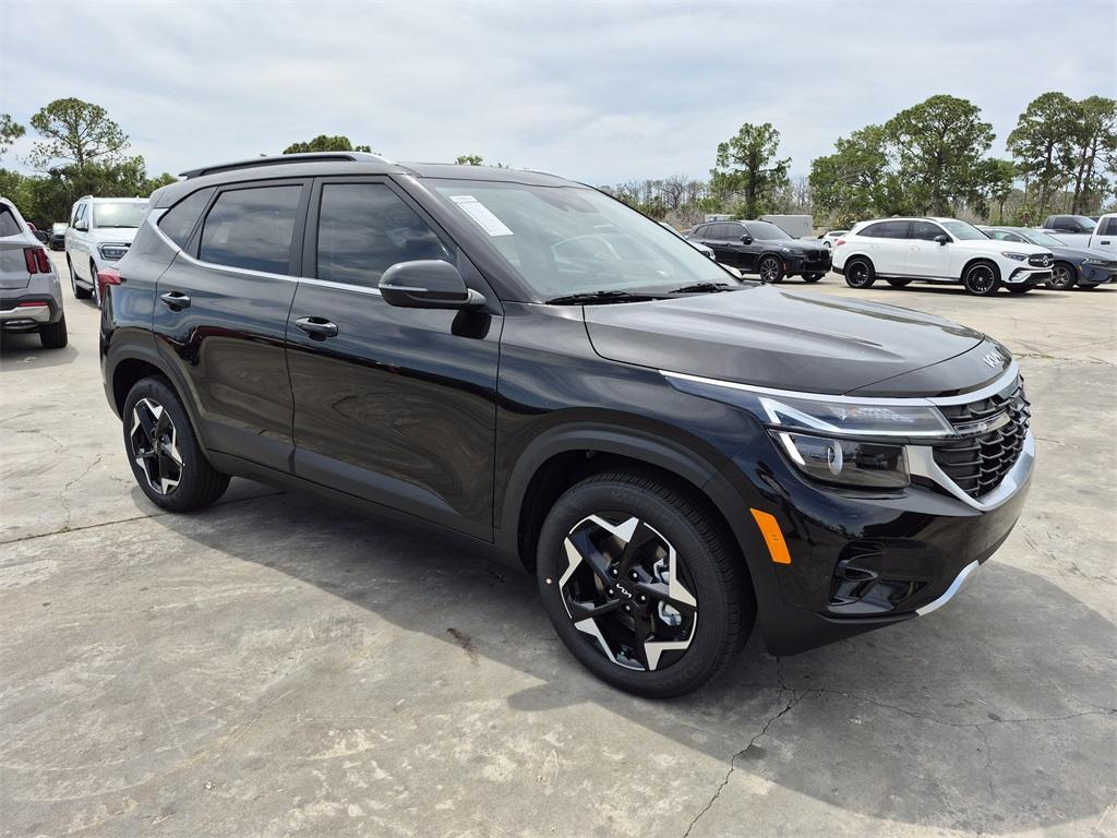 new 2025 Kia Seltos car, priced at $30,355
