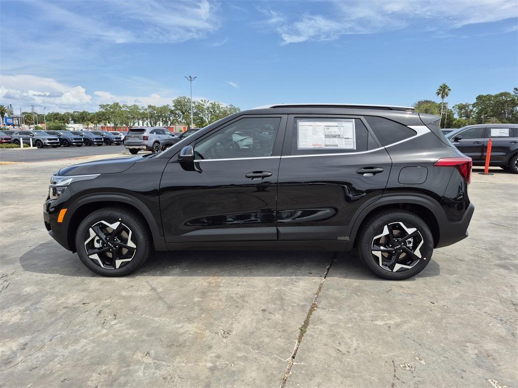 new 2025 Kia Seltos car, priced at $30,355