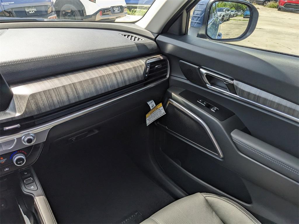 new 2025 Kia Telluride car, priced at $42,725