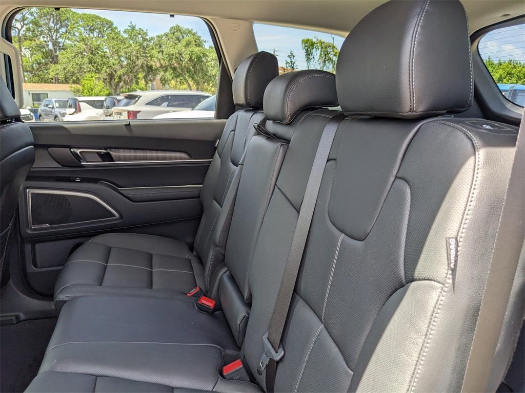 new 2025 Kia Telluride car, priced at $42,725