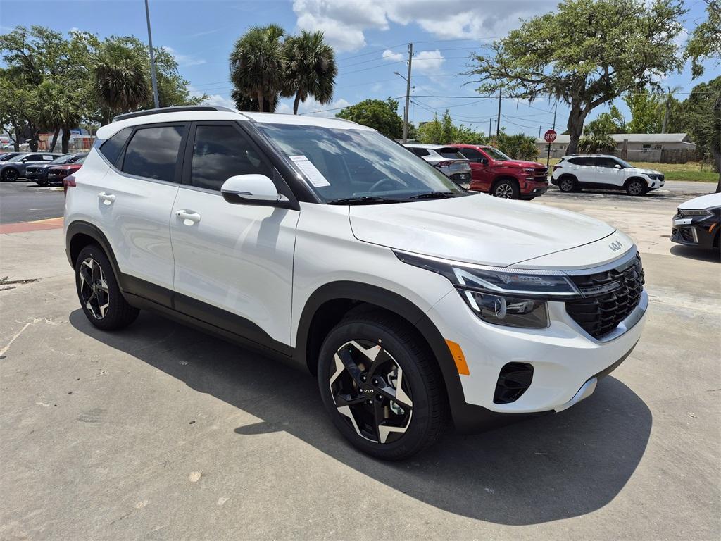 new 2025 Kia Seltos car, priced at $30,355