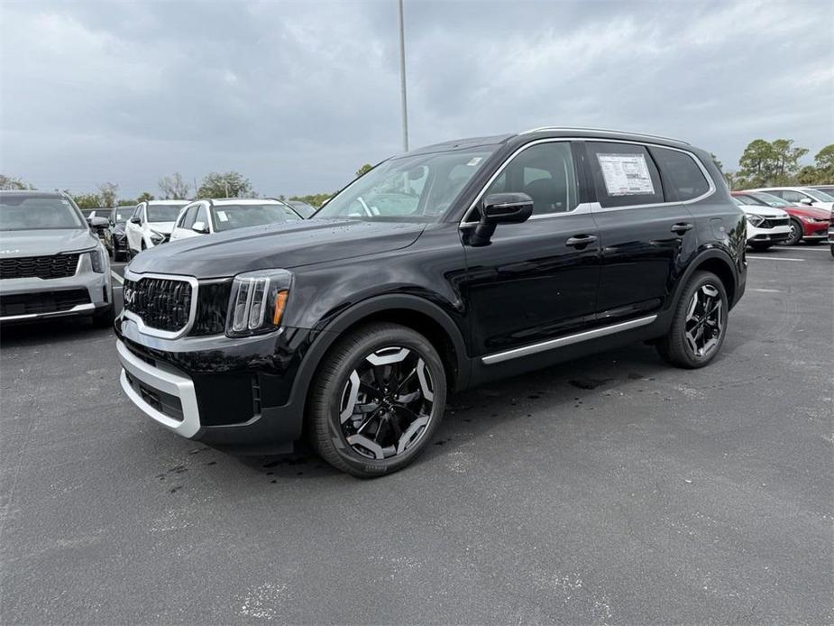 new 2025 Kia Telluride car, priced at $44,705