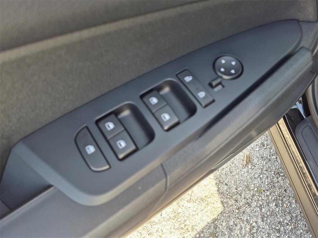 new 2025 Kia Sportage Hybrid car, priced at $26,238
