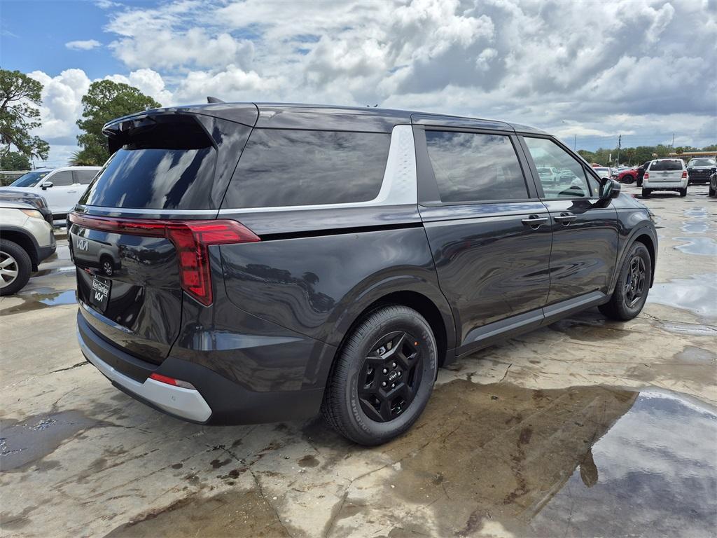 new 2025 Kia Carnival car, priced at $36,940