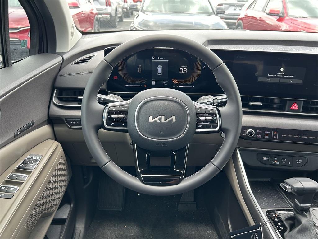 new 2025 Kia Carnival car, priced at $42,200