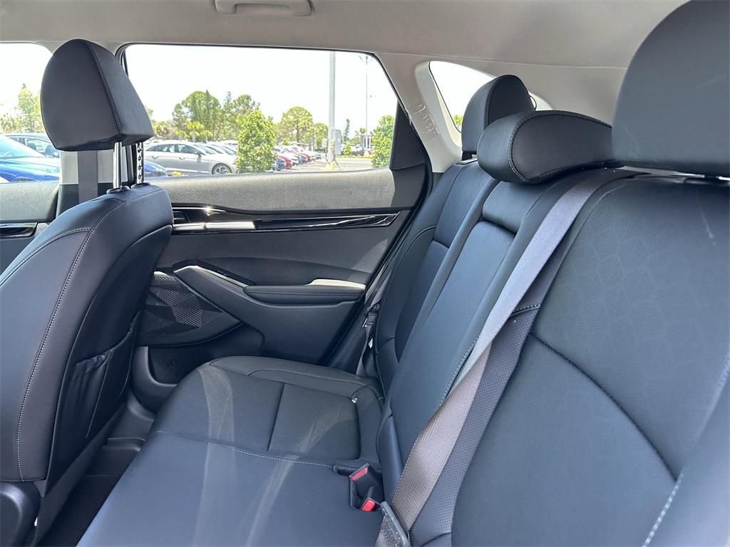 new 2025 Kia Seltos car, priced at $26,920