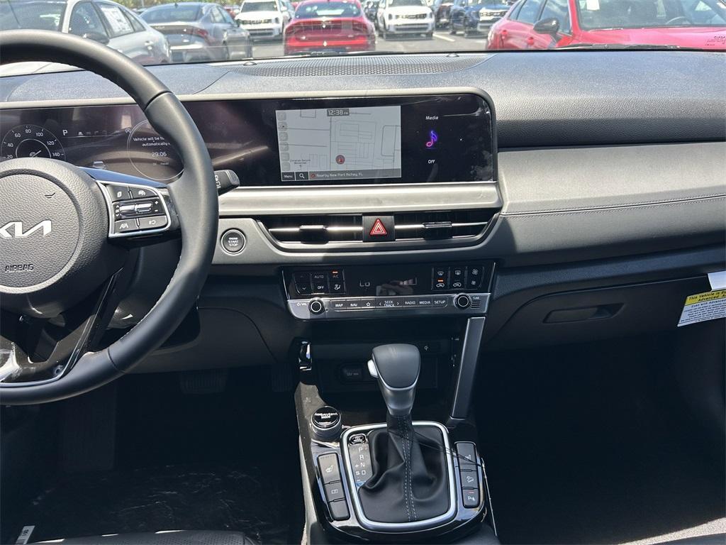 new 2025 Kia Seltos car, priced at $26,920