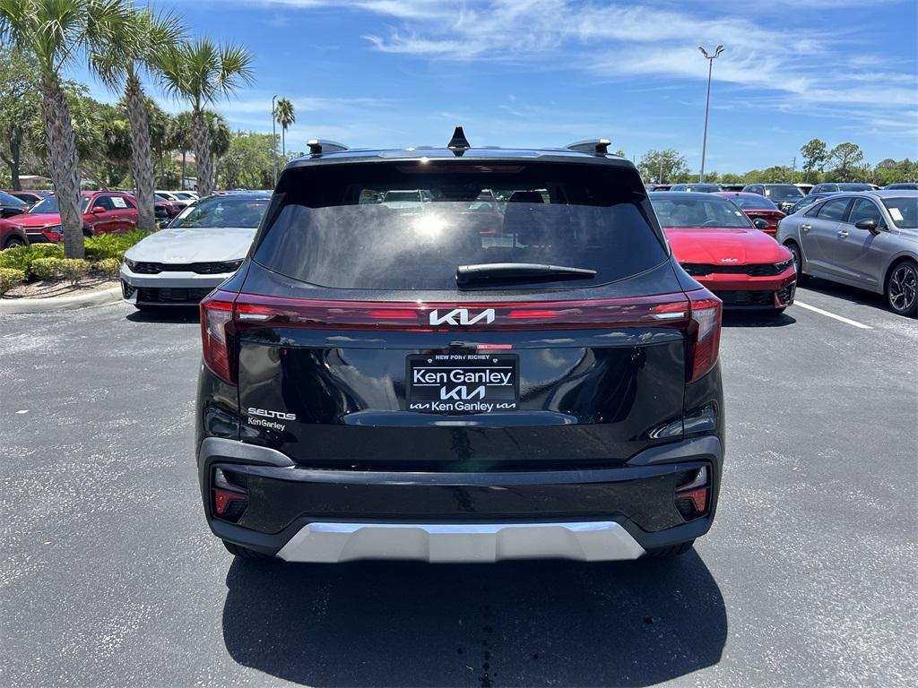 new 2025 Kia Seltos car, priced at $26,920