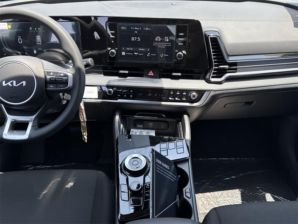 new 2025 Kia Sportage Hybrid car, priced at $30,005