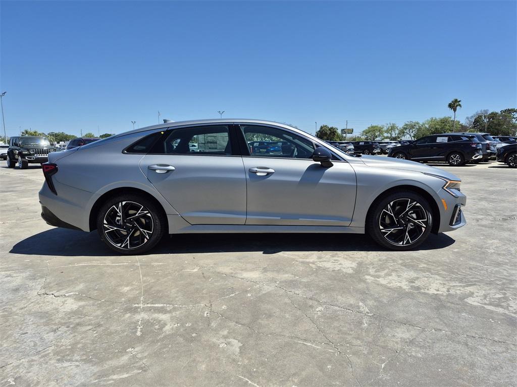 new 2025 Kia K5 car, priced at $28,995