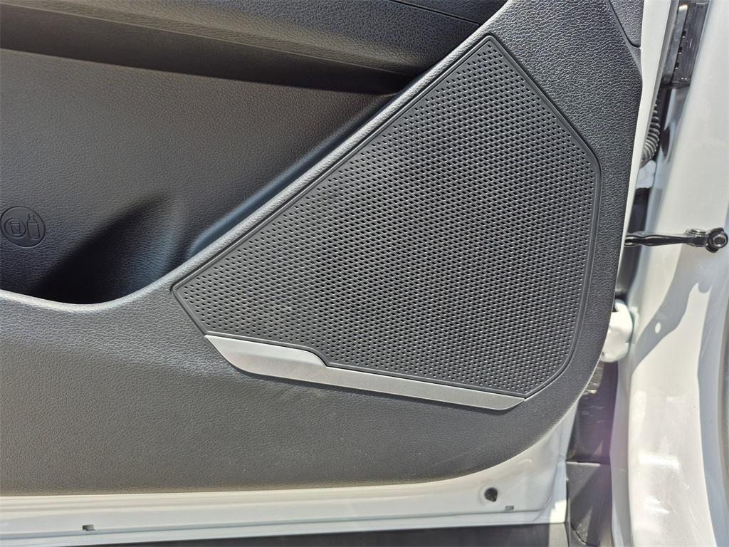 new 2025 Kia Sportage car, priced at $31,705