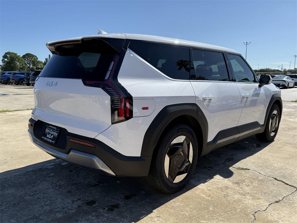 new 2026 Kia EV9 car, priced at $51,315