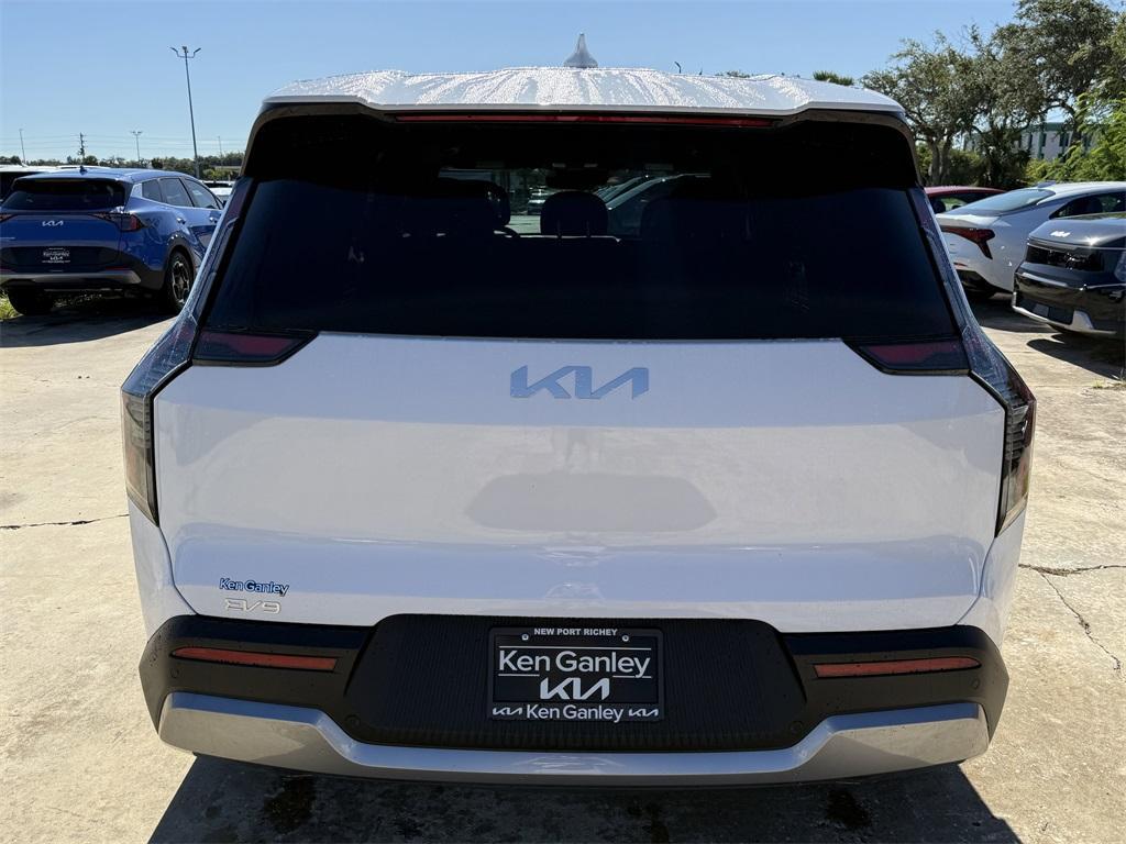 new 2026 Kia EV9 car, priced at $51,315