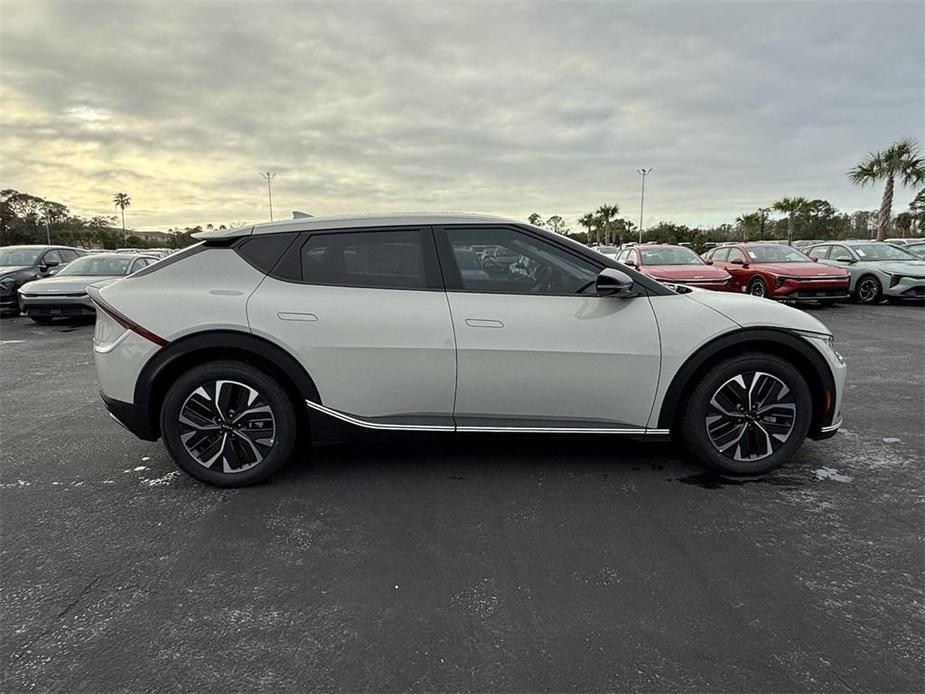 new 2024 Kia EV6 car, priced at $43,293